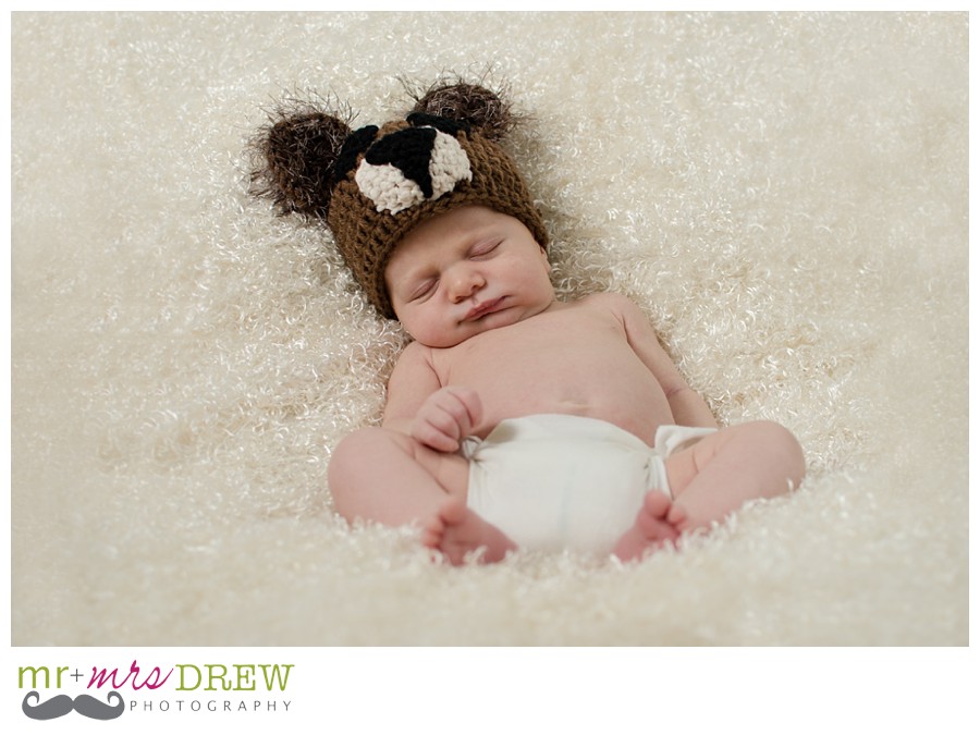 Hudson NH newborn photographer, Greater Lowell Newborn photographer.  www.mrdrewphotography.com